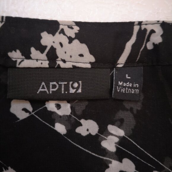 Apt 9 Ladies Black & Grey Flower Pattern Size Large V-neck Sheer Blouse - Picture 3 of 6